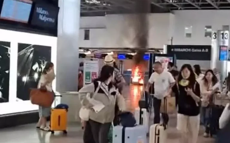 Homem ateia fogo na área de check-in do aeroporto de Milão