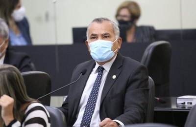 Projeto de Tarcizo Freire determina expedição de diploma em braile para alunos com deficiência visual