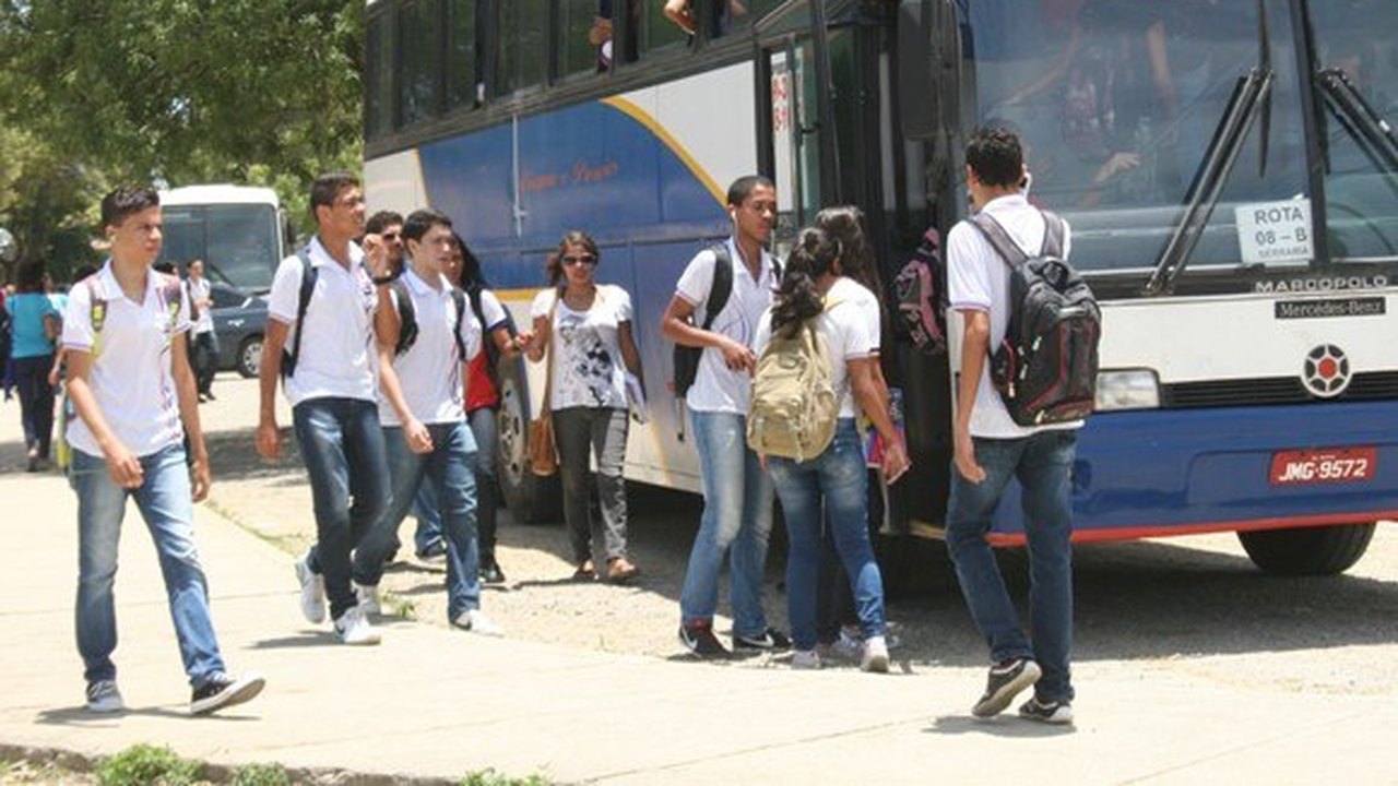 Educação esclarece medida para atender provisoriamente aos alunos da capital