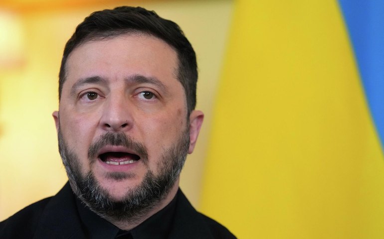 Ucrânia aceita plano dos EUA como base para negociações de paz, diz Financial Times