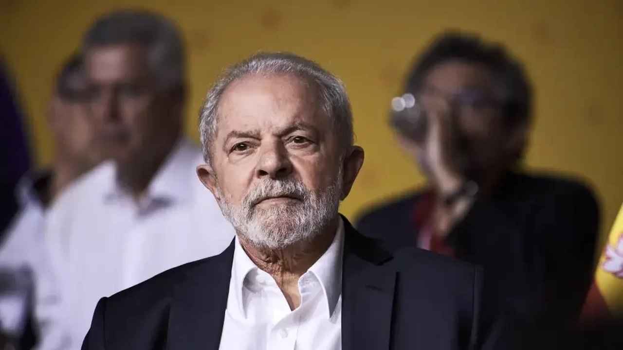 Lula promete retomar investimentos do governo federal no Rio de Janeiro