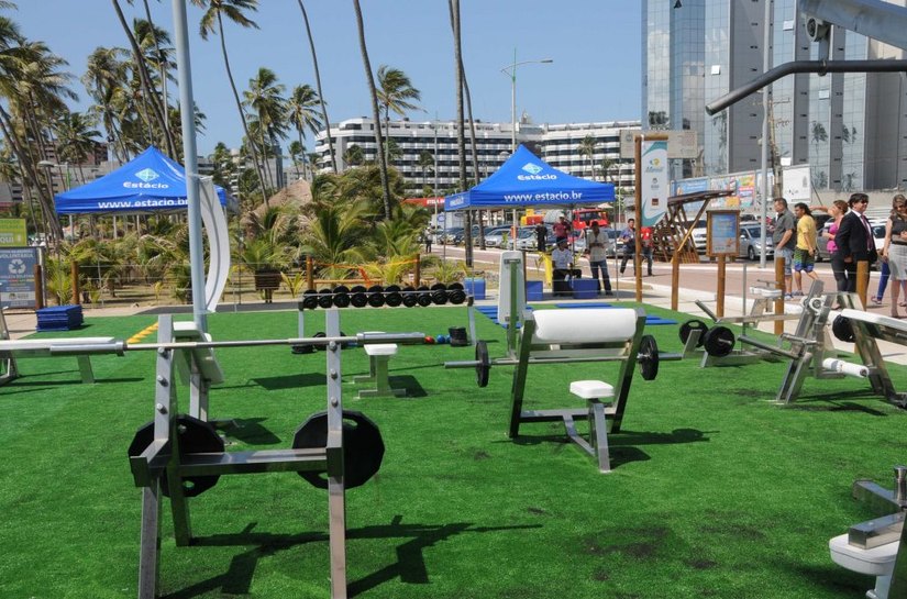 Academia Maceió muda a rotina em bairros da cidade