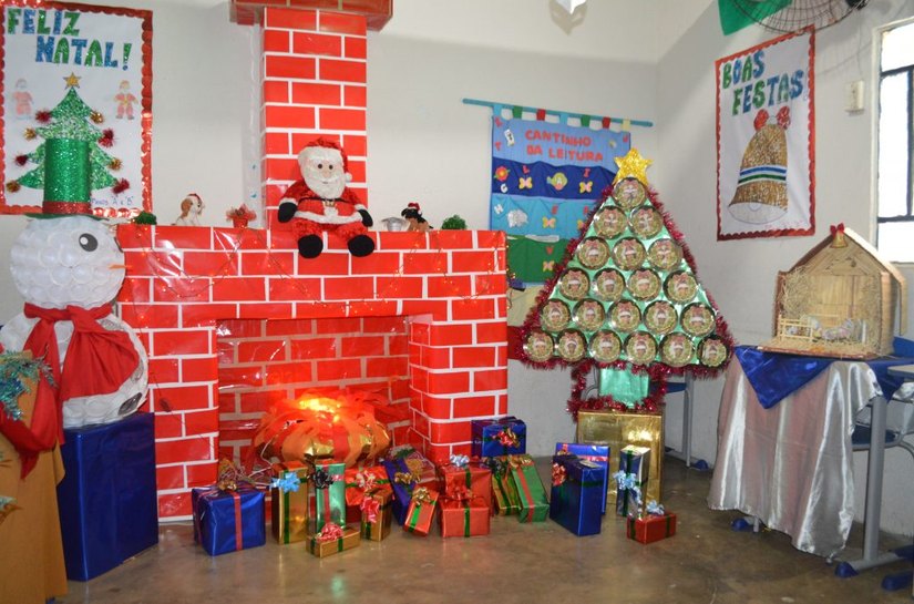 Escola promove concurso natalino sustentável