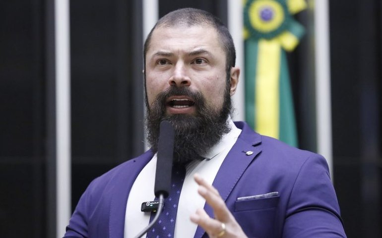 Projeto cria programa no SUS para proteger saúde cerebral de bebês