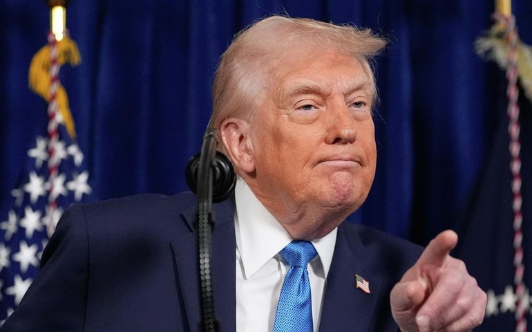 Perguntado sobre eleições, Trump diz que Venezuela deve ser governada pelos EUA com 'lei e ordem'