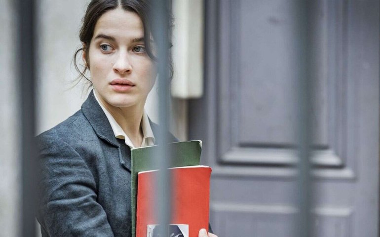 'A Garota Radiante' é afirmação da vida na era do medo