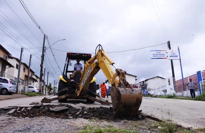 Seminfra inicia obra de recapeamento no bairro Rio Novo