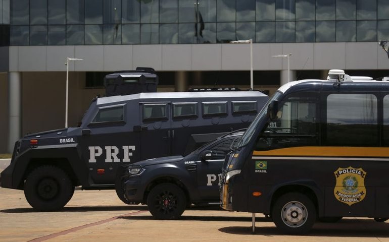 Tiroteio em Jerusalém deixa uma mulher morta e oito feridos, cinco em estado grave