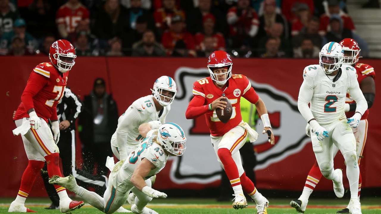 NFL: Chiefs x Dolphins será disputado sob sensação térmica de -31ºC e em gramado 'pintado' de neve 