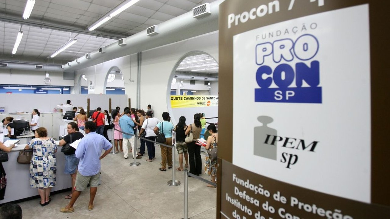 Rematrícula escolar 2027: Procon-SP dá dicas sobre contratos, reajustes e direitos de pais e responsáveis