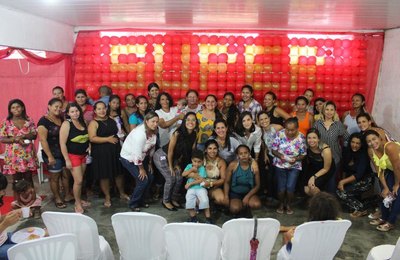 Assistência Social de Santana do Mundaú promove festa para mamães    