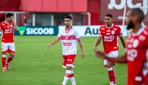 No apagar das luzes: CRB busca empate heroico contra o Vila Nova na estreia da Segundona