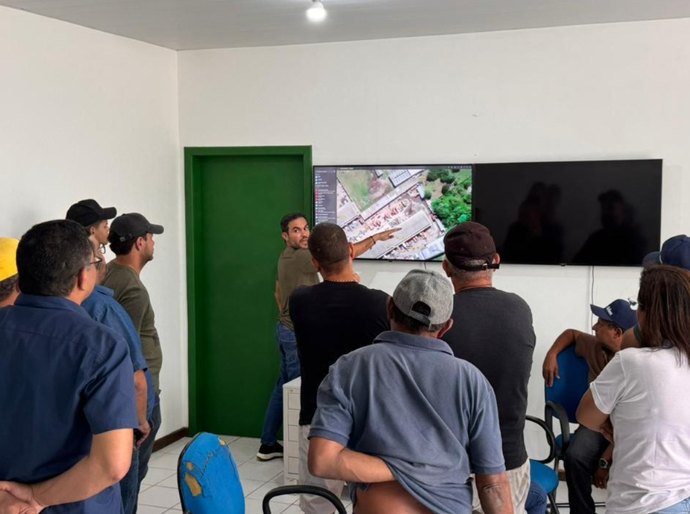 Davi Maia completa um ano à frente do Ideral com avanços no abastecimento, segurança alimentar e crescimento das vendas