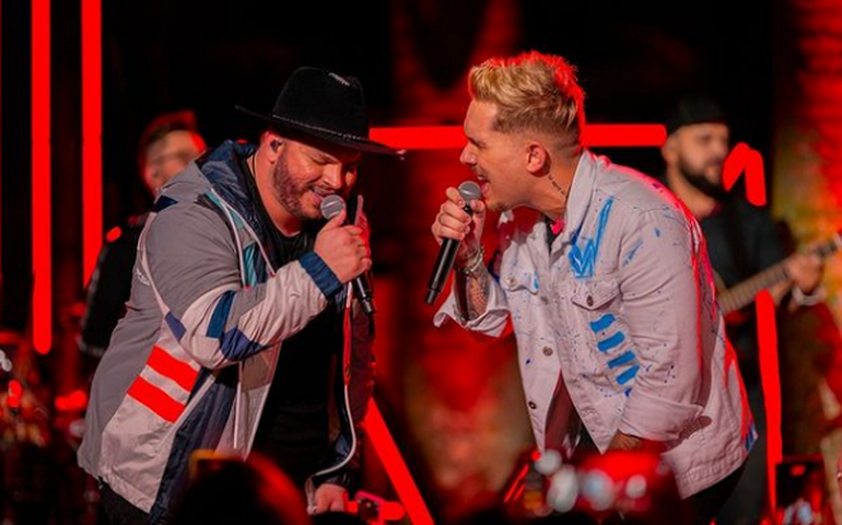 Felipe e Rodrigo sobem a nova “Chorando Sem Ver”