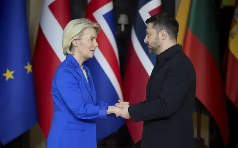 UE diz apoiar carta aberta de Zelensky para reunião com Putin
