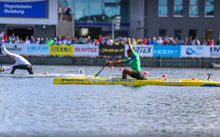 Mesmo em sexto no Mundial de canoagem, Isaquias herda vaga olímpica para Paris-2024