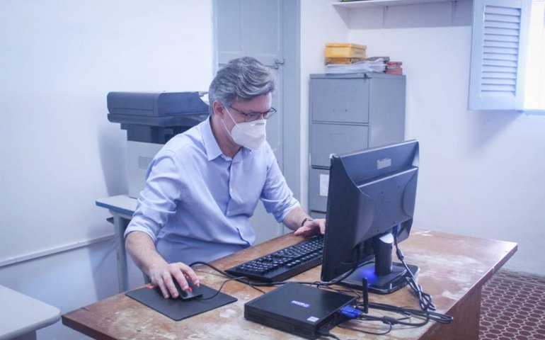 Maceió alcança número histórico de alunos matriculados na rede