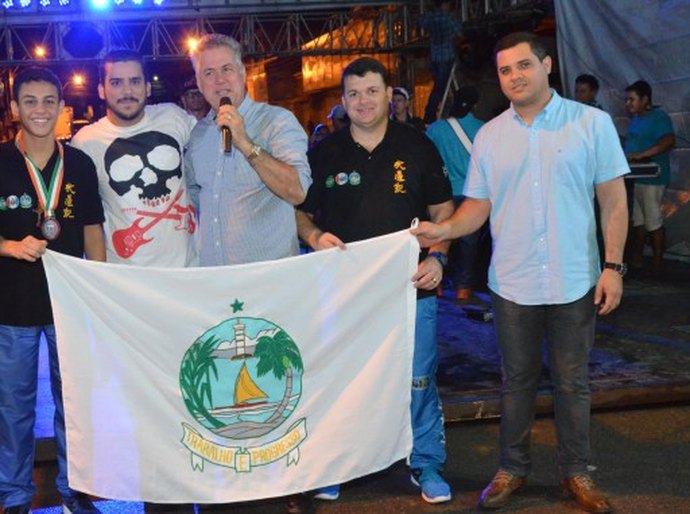 Ensaio junino e visita do vice campeão de karatê em Coruripe