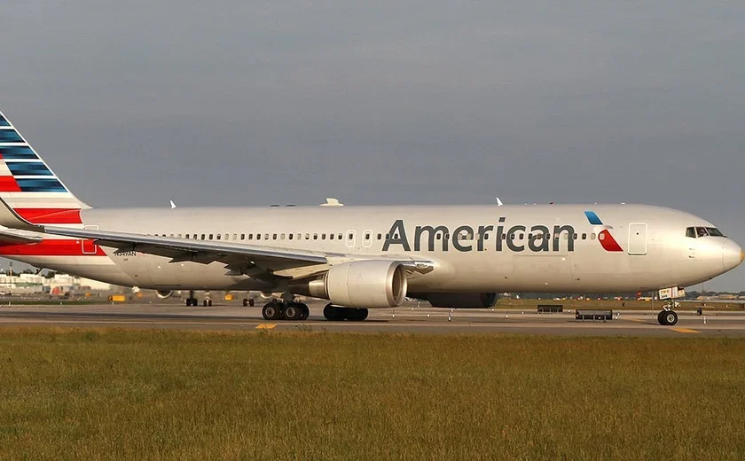 American Airlines supera em lucro e receita no 4º trimestre, mas vê prejuízo no 1º trimestre/25