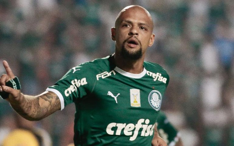 Viña treina sem restrições e reforça o Palmeiras; Felipe Melo deve ficar fora