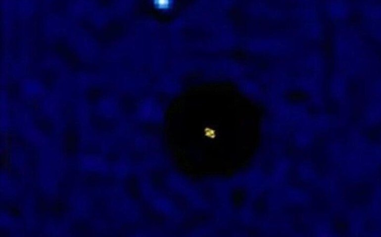 Planeta semelhante a Tatooine é descoberto orbitando duas estrelas