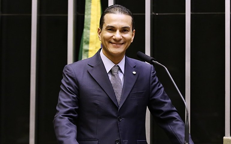 Republicanos votará contra PL das Fake News, diz presidente da sigla