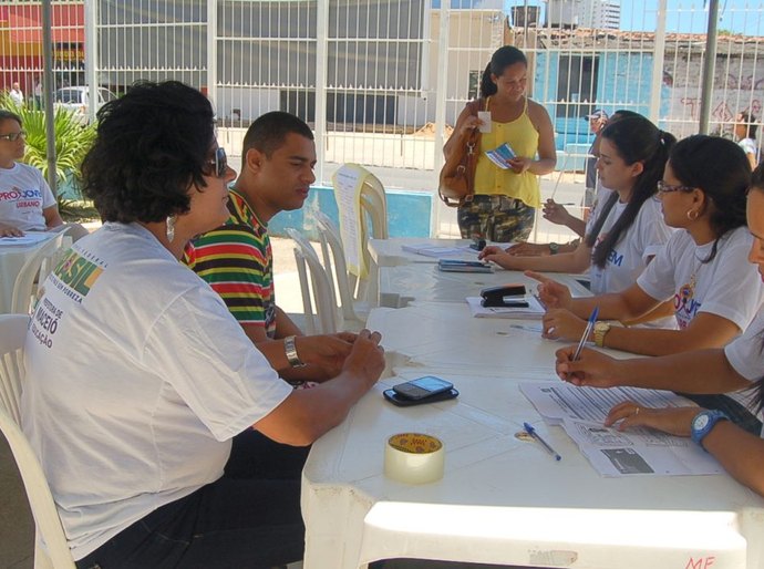 Projovem Urbano: Semed descentraliza locais de inscrição em Maceió