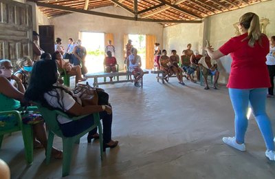 Secretaria Municipal de Educação realiza matrículas para EJA nos povoados de Penedo