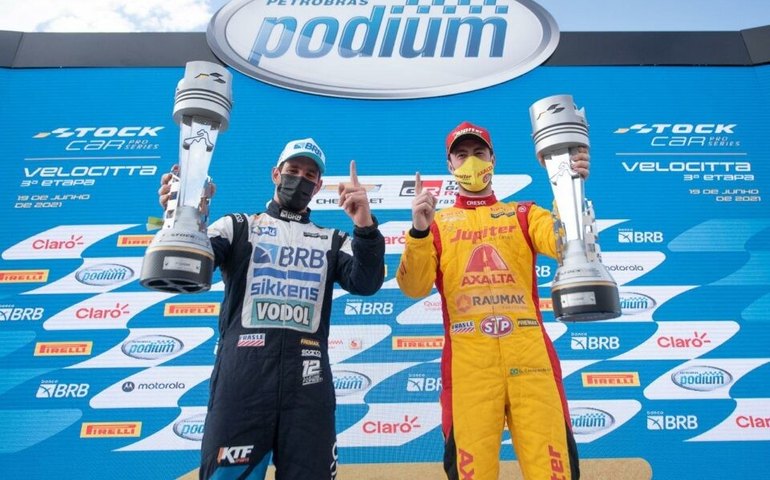 Casagrande e Foresti vencem as corridas da 3ª etapa da Stock Car