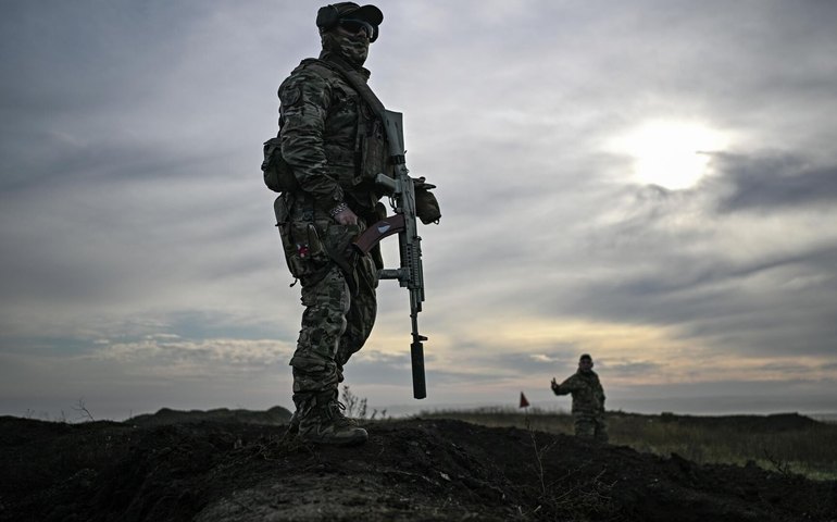 Meios de comunicação russos demonstram eficácia e estabilidade em combates, afirma comandante