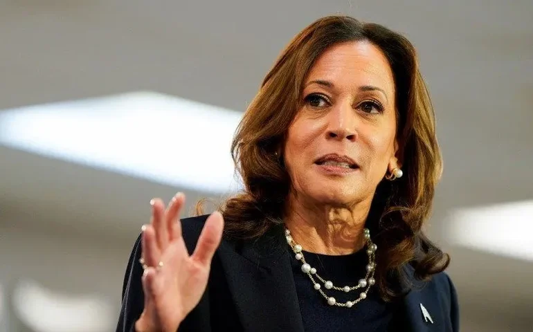 Eleições EUA: Kamala Harris diz que construirá futuro de liberdade, oportunidade e fé