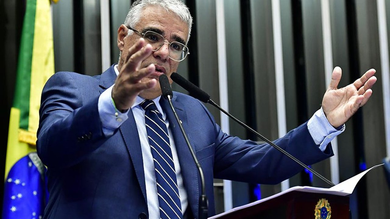 Girão critica aposentadoria compulsória de juíza de Minas Gerais