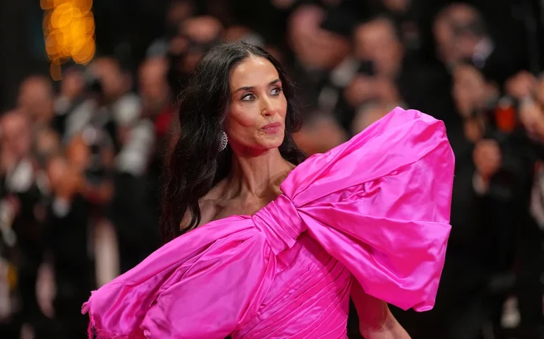 Destaques e momentos marcantes da moda do tapete vermelho em Cannes 2026