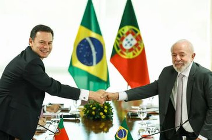 Brasil e Portugal assinam 19 acordos bilaterais