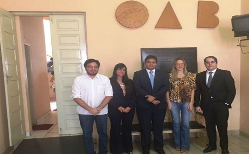 Procon e OAB discutem parceria em defesa do consumidor em Palmeira dos Índios
