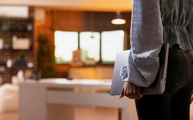 Mais de 40% dos profissionais planejam mudar de emprego em 2026