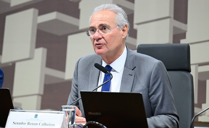 Calheiros diz que pode desmembrar o projeto do Imposto de Renda Calheiros diz que pode desmembrar o projeto do Imposto de Renda