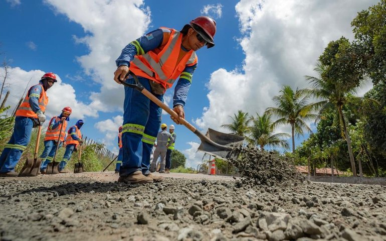 Acordo de cooperação garante reparos emergenciais em rodovias atingidas por chuvas em Alagoas