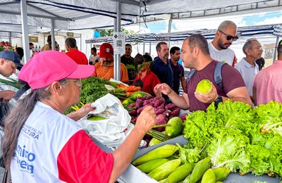 Feira da Agricultura Familiar mostra força do Alto Sertão na produção de riquezas