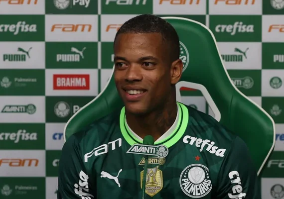 Caio Paulista destaca intensidade nos treinos do Palmeiras: 'Realizar todos os processos'