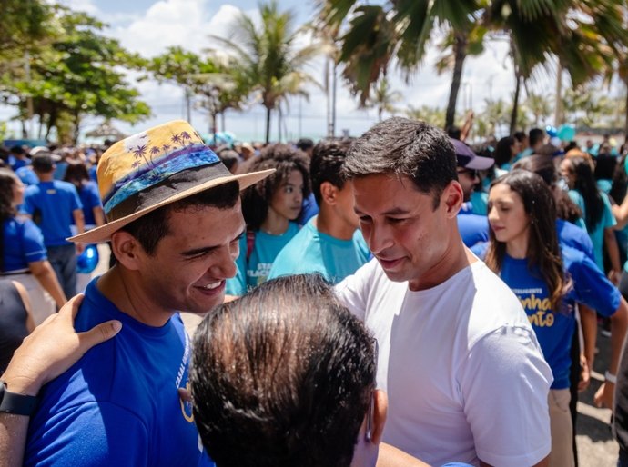 Vice-prefeito participa da Caminhada do Amor 2025, no Corredor Vera Arruda
