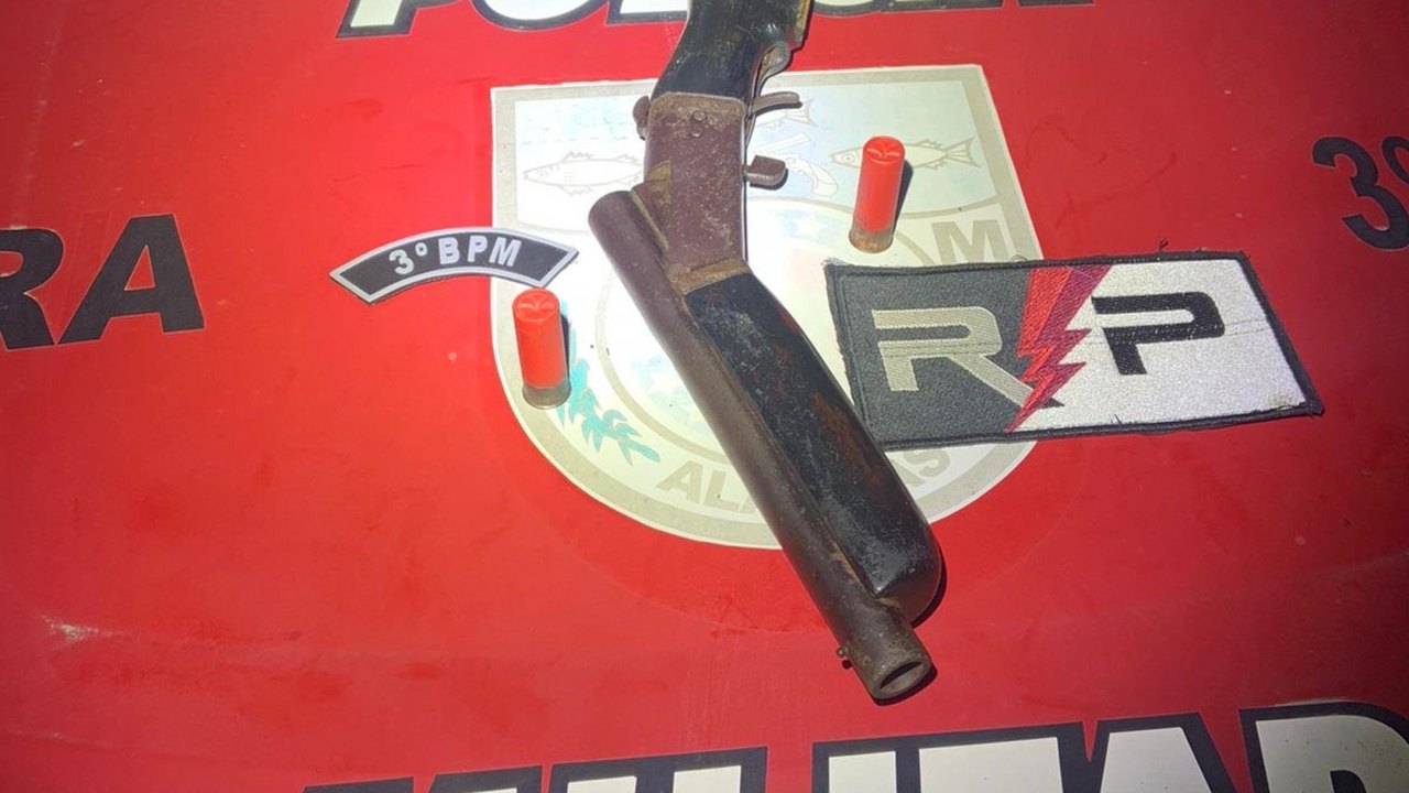 PM apreende 29 armas e mais de 65 quilos de drogas em uma semana