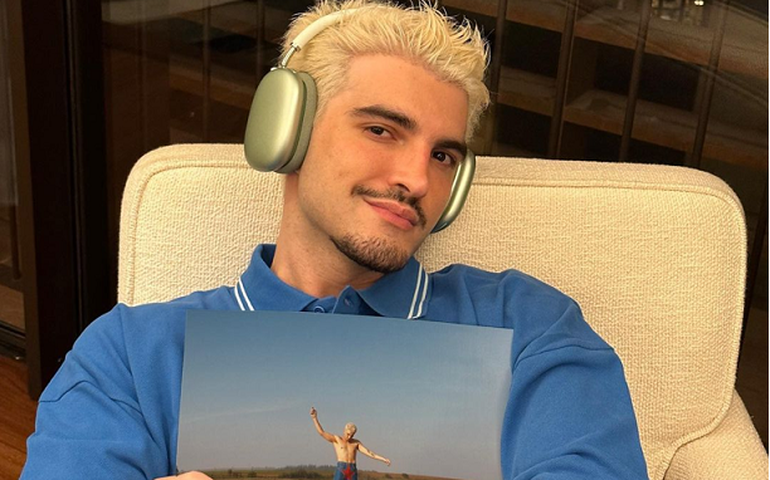 Jão acerta de novo com o recém-lançado álbum “Super”