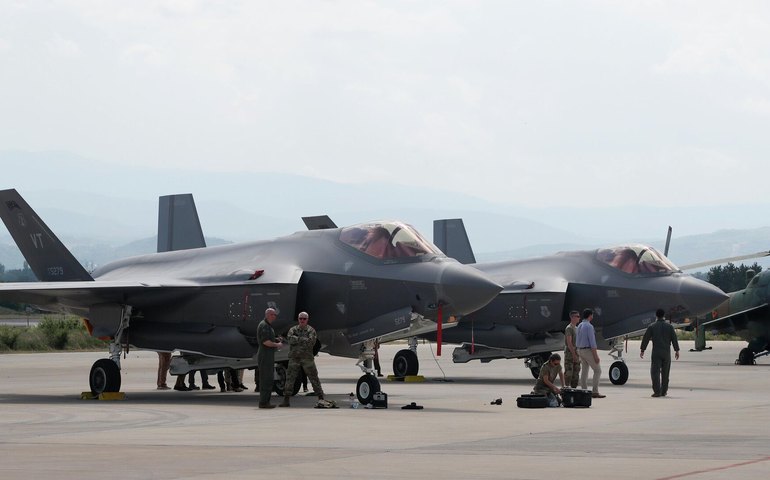 Bases militares dos EUA não têm proteção suficiente contra drones, adverte congressista