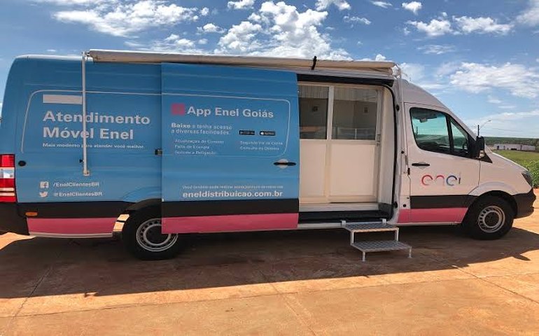 Unidade móvel da Enel oferece atendimento a clientes de Magé e Niterói nesta semana
