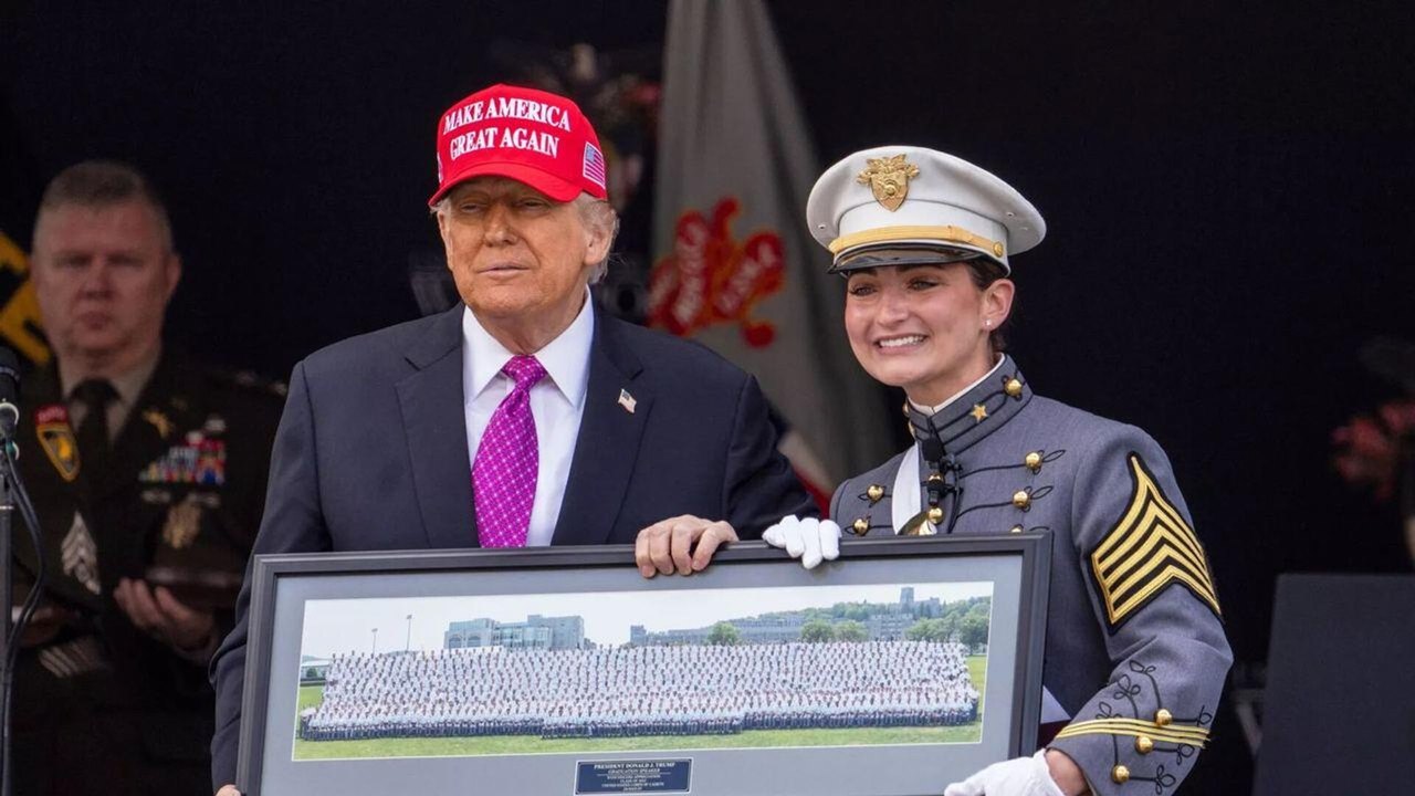 Trump diz que os EUA estão produzindo mísseis hipersônicos em 'grandes quantidades'