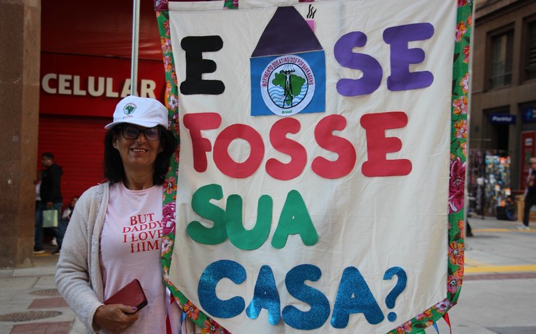 Atingidos do Vale do Taquari se manifestam por reparação após enchentes de 2023 e 2024