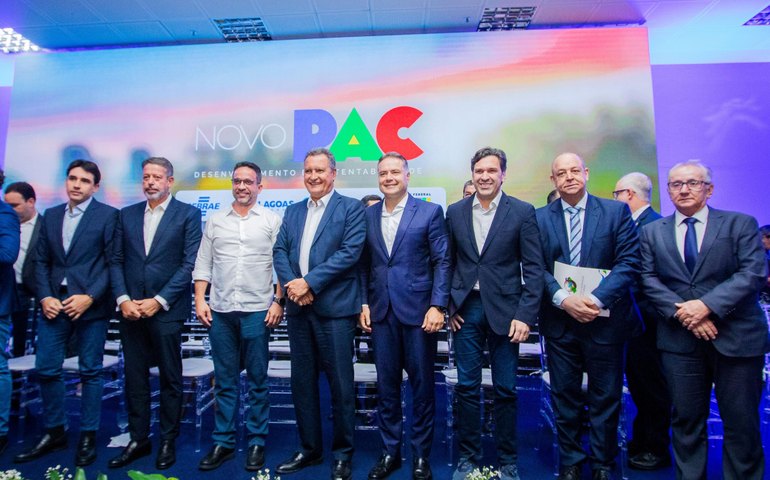 Ao lado de ministros, Paulo Dantas defende a união de esforços pelo desenvolvimento do estado