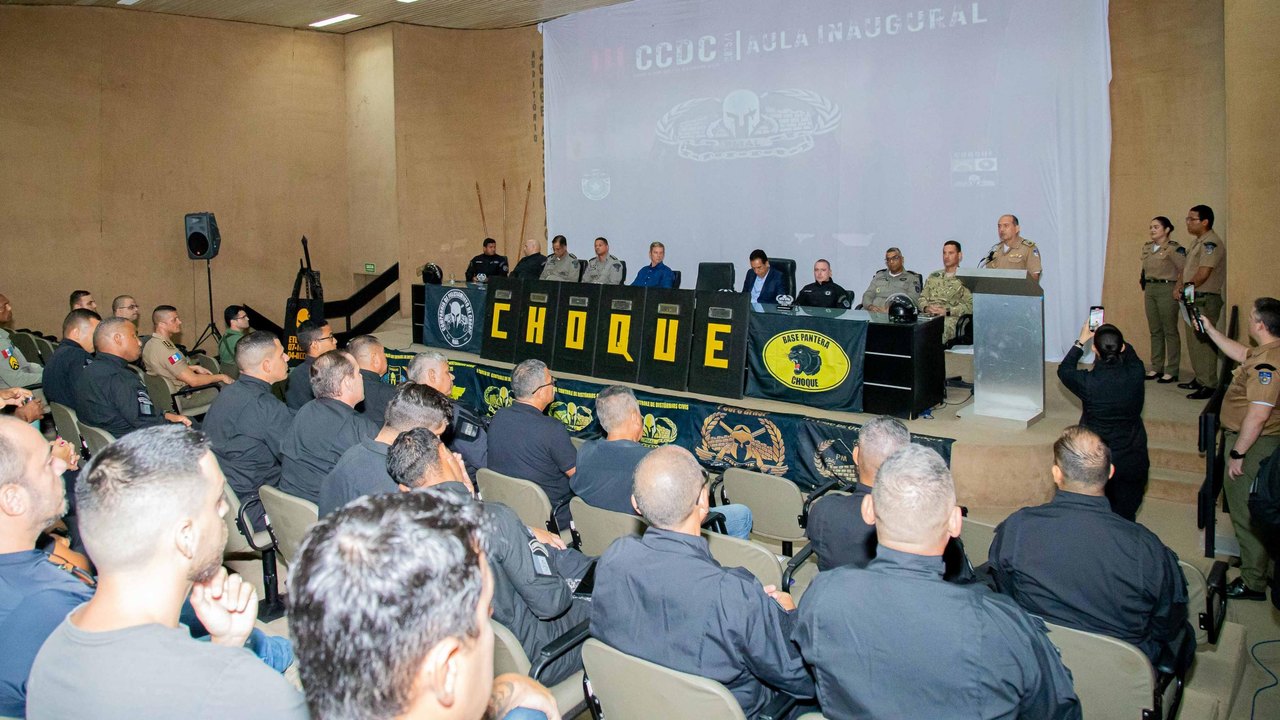 PM promove aula inaugural do Curso de Controle de Distúrbios Civis