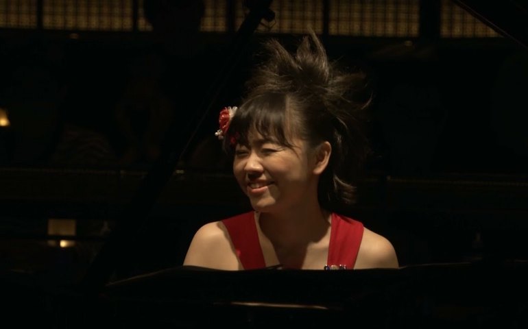 Hiromi Uehara, pianista que quebra barreiras musicais, se apresenta em São Paulo